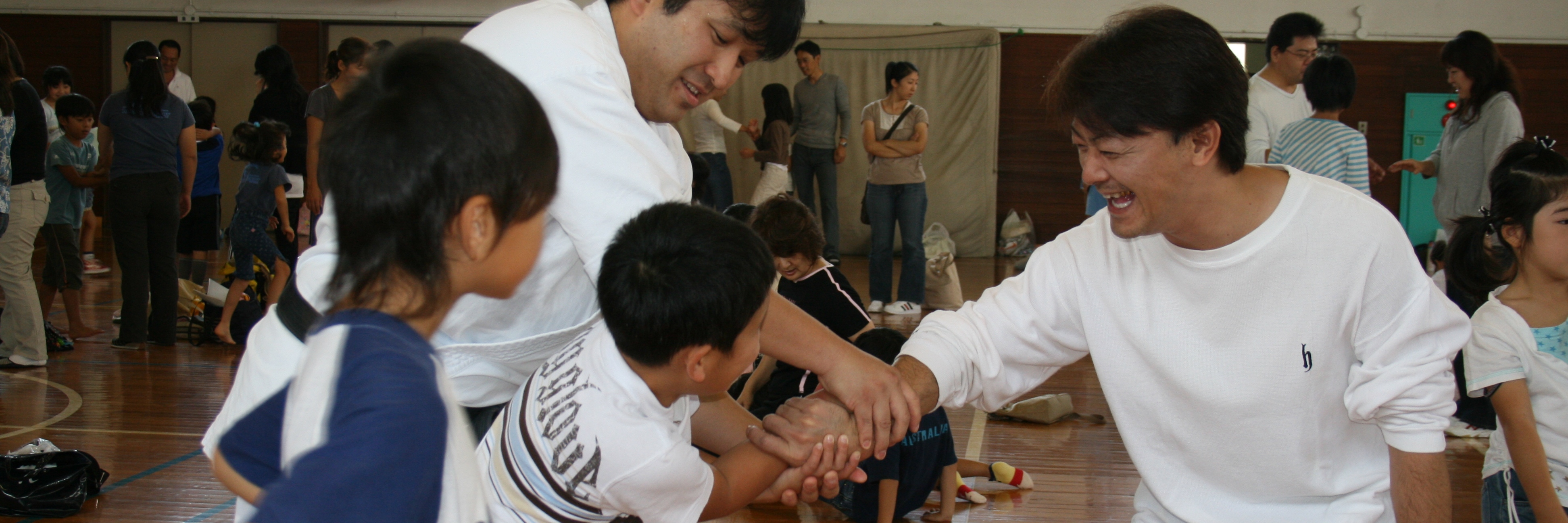 �q�ǂ��̂��߂̈��S����